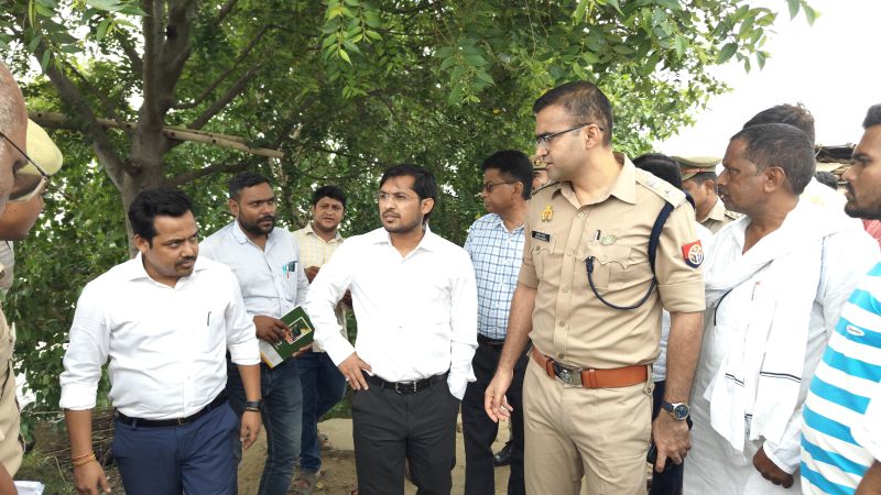 चंदौली में गंगा का जलस्तर चेतावनी बिंदु से पार, तटवर्ती गांवों पर बाढ़ का साया, प्रशासन हाई अलर्ट पर