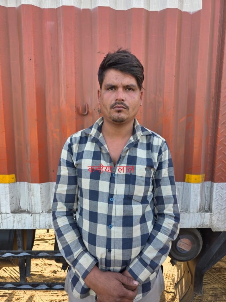 मथुरा में एसटीएफ की बड़ी कार्रवाई, 195 किलो अवैध गांजा बरामद, एक तस्कर गिरफ्तार