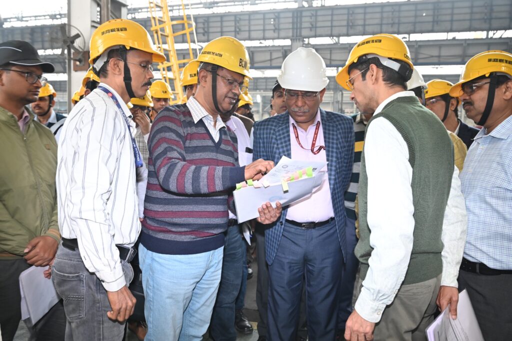 बरेका के निरीक्षण पर मुख्य रेल संरक्षा आयुक्त का फोकस: निर्माण गुणवत्ता और सुरक्षा मानकों की हुई गहन समीक्षा