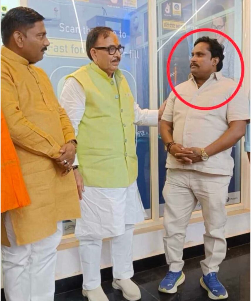 मुगलसराय में जुआ सिंडिकेट पर बड़ी कार्रवाई, 14 गिरफ्तार; सरगना समेत 20 पर केस दर्ज