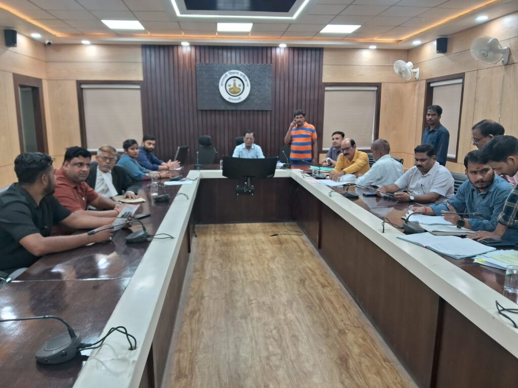 वाराणसी में VDA का रजिस्ट्री कैंप सफल, तीन दिन में 132 आवंटियों ने लिया लाभ