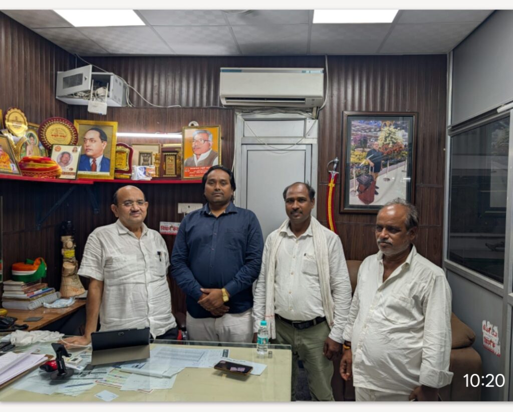 विधान केशरी के संपादक से मंगेश शर्मा की शिष्टाचार मुलाकात, समाज उत्थान पर हुई चर्चा