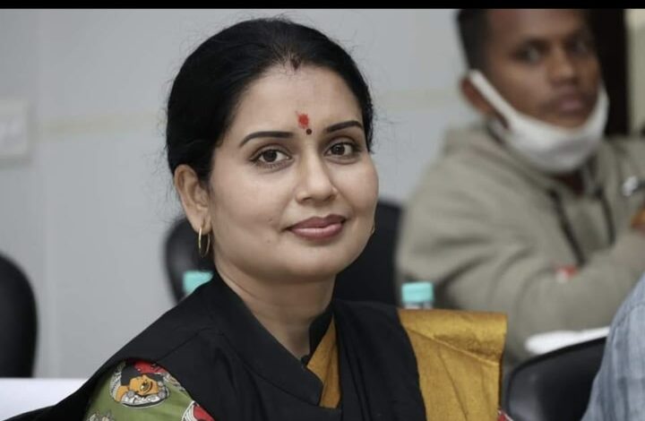 प्रधानमंत्री मोदी के 12 वर्ष भारत के पुनर्जागरण और वैश्विक नेतृत्व की स्वर्णिम गाथा : पूनम पटेल सोलंकी