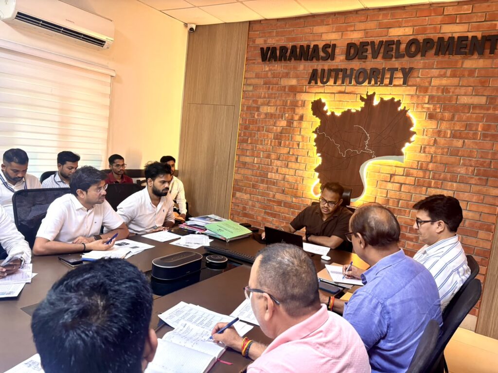 भूमाफियाओं पर VDA का बड़ा एक्शन, हर जोन में साप्ताहिक FIR अनिवार्य, अवैध निर्माण पर होगी सख्त कार्रवाई